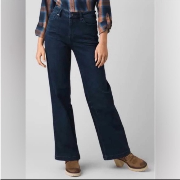 Prana Denim - PrAna Organic Cotton Blend High Waisted Turkino
Cargo Style Dark Wash Jeans